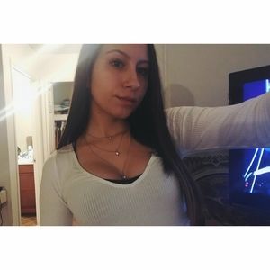 Meet your Posher, Cheyanne